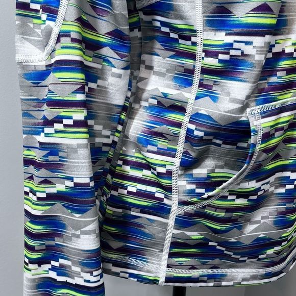 Athletic 1/4 Zip Pullover - Picture 7 of 8